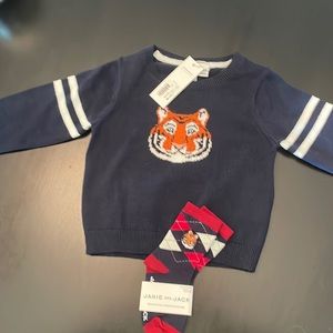Tiger sweater boys with matching socks